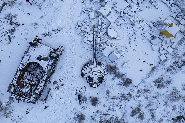 Russian battle tank losses reach nearly 50% of its fleet - Vimarsana News
