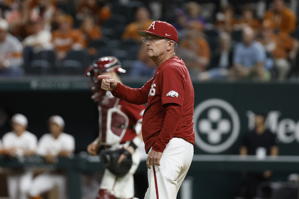 2023 College Baseball Showdown Preview: TCU vs. No. 8 Arkansas