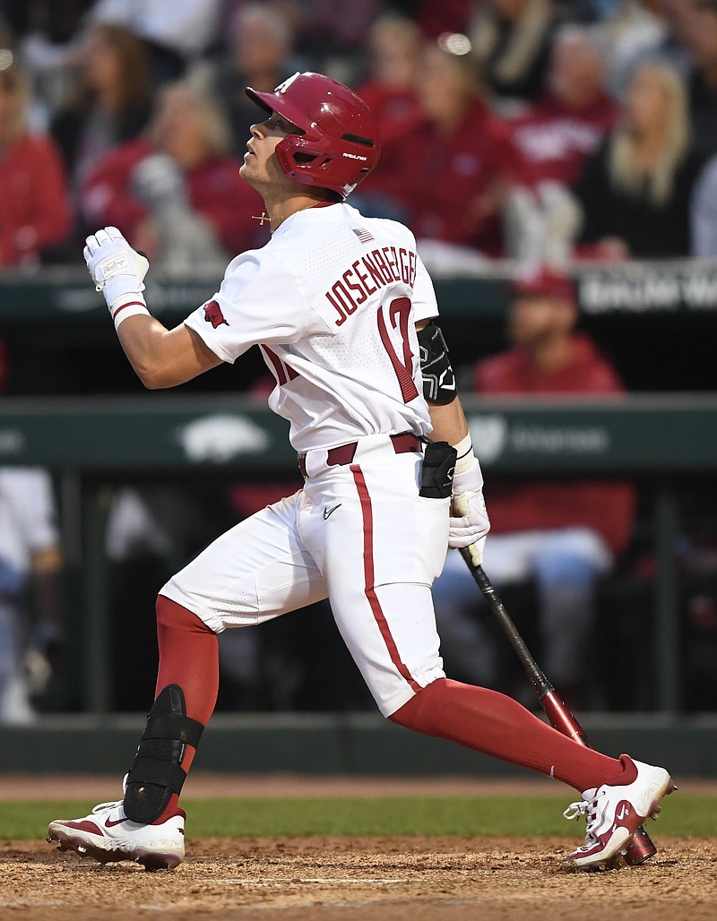 WholeHogSports - No. 1 Tigers win big in finale, take series from