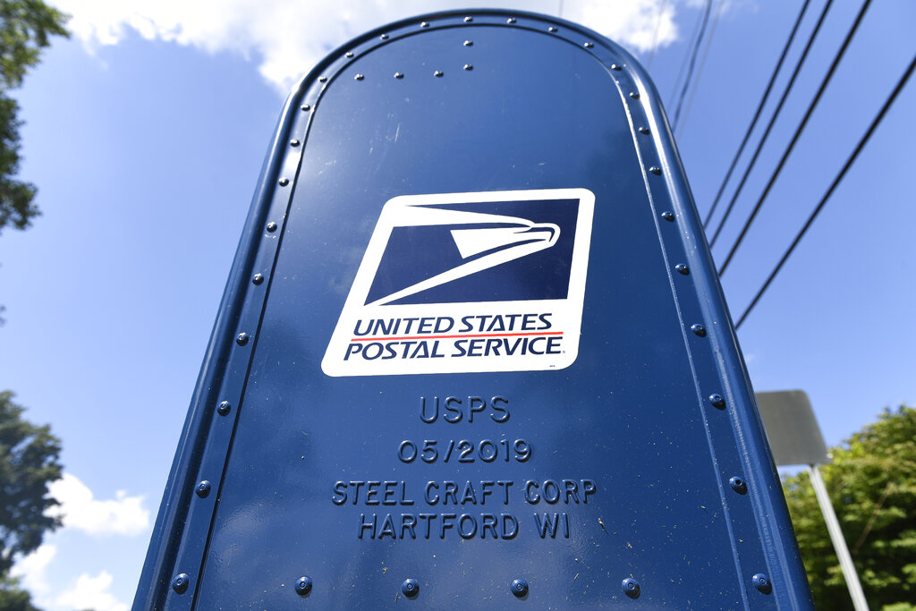 Three arrested, a fourth at large in central Arkansas mail theft - Vimarsana News