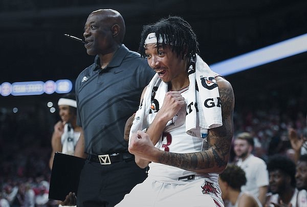 Hogs notch largest win margin of season | Whole Hog Sports