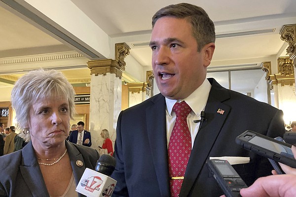 Missouri AG drops out of gambling case after taking donations from companies suing state - Vimarsana News