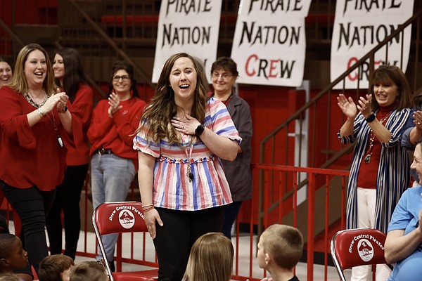 Drew County teacher wins Milken Educator Award - Vimarsana News