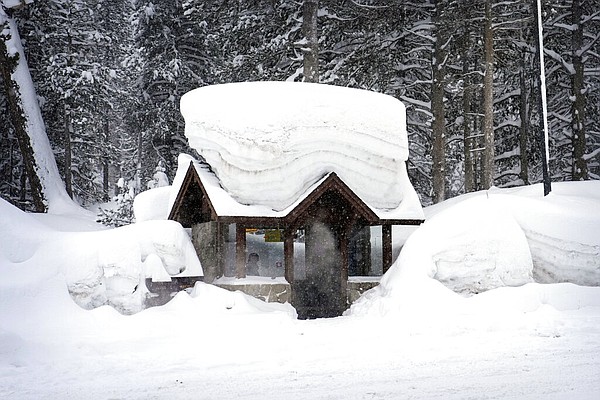 Blizzards forecast in California mountains in multiday storm - Vimarsana News