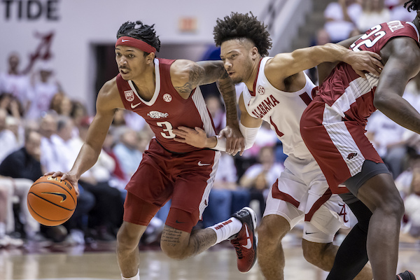 WholeHogSports - Arkansas vs. San Diego State at Maui Invitational