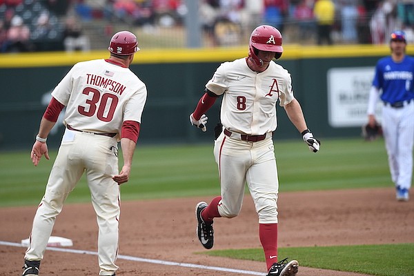 2023 College Baseball Showdown Preview: TCU vs. No. 8 Arkansas