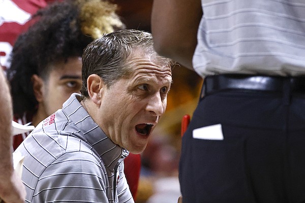 WholeHogSports - Step back at Tennessee disappoints Musselman