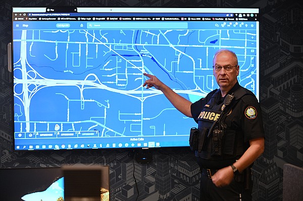 Little Rock police moving into second phase of real-time crime center - Vimarsana News