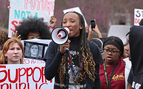 Over 1,000 Little Rock Central High students walk out to protest LEARNS bill - Vimarsana News