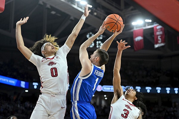 LIVE UPDATES: Arkansas vs. No. 23 Kentucky - Vimarsana News