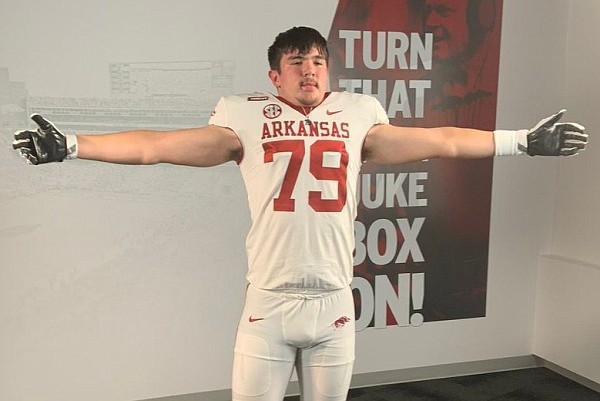 O-line target Cantwell on a mission to succeed | Whole Hog Sports