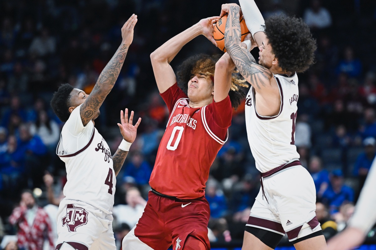 WholeHogSports - Walsh, Council show well in combine scrimmage matchup