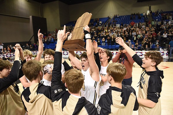 Manila wins thriller to cap 3A title run - Vimarsana News