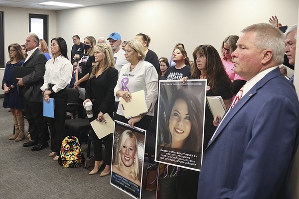 With overdoses up, states look at harsher fentanyl penalties - Vimarsana News