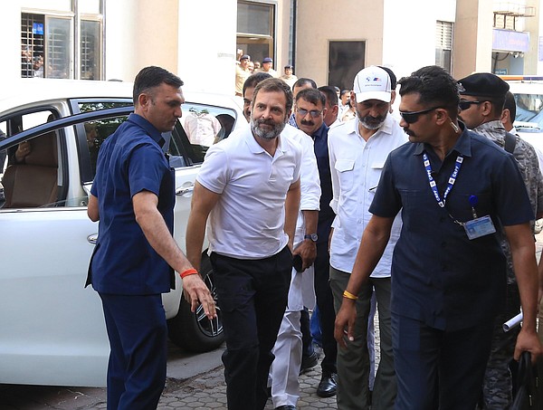 The world in brief: India's opposition head gets prison term - Vimarsana News