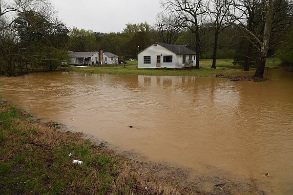 Arkansas storms cause flash flooding - Vimarsana News