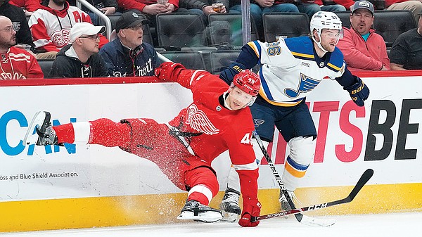 Blais, Hofer lead Blues to 4-3 win against Red Wings - Vimarsana News