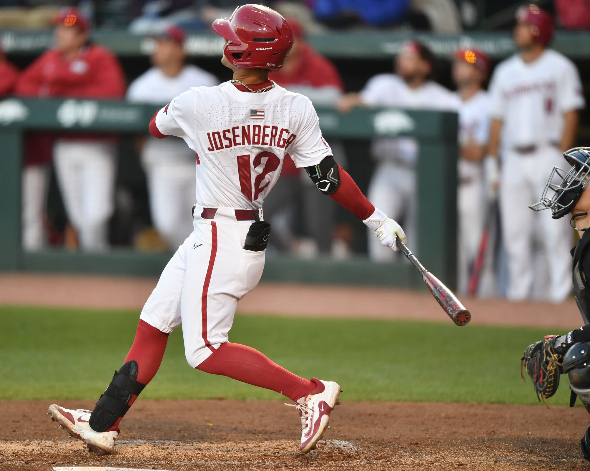 Heavy-hitting Hogs: Arkansas extends its HR streak in rout - Vimarsana News