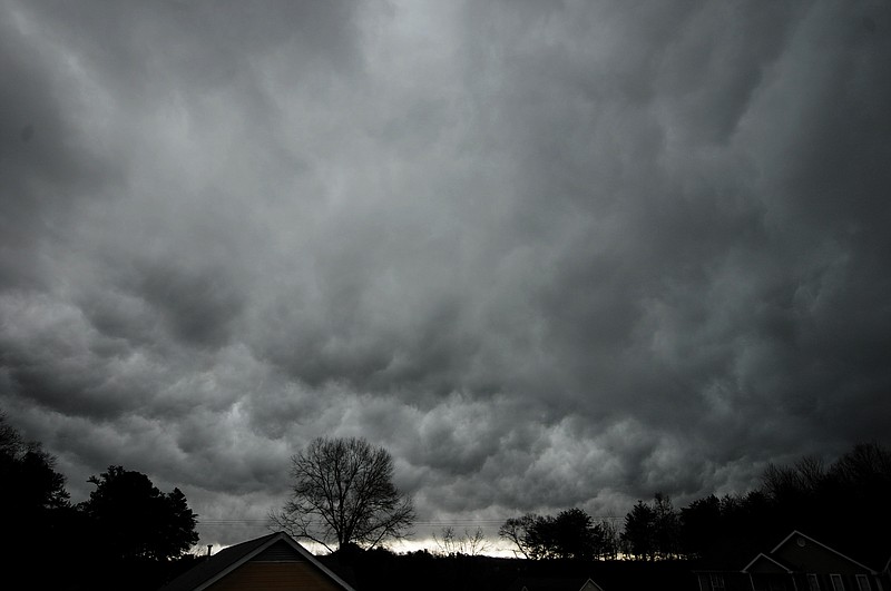High winds, storm system move through Chattanooga area on Saturday