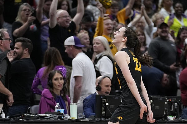 LSU Iowa seek 1st womens title LSU Iowa seek 1st womens title