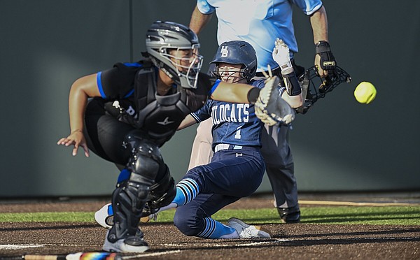 HarBer builds advantage holds on to defeat Rogers