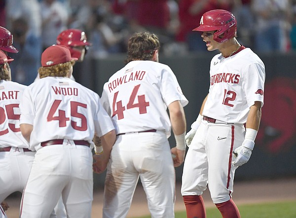 Getting it done After rough start Hollan and Hogs settle in