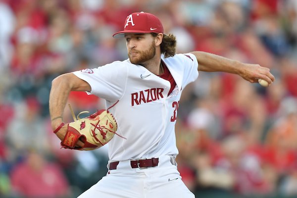 Arkansas vs. Texas A&M Game 1: How to watch and listen, pitching matchup, forecast, team comparisons