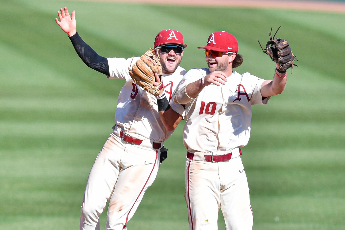 No. 16 Vol baseball swept by No. 5 Arkansas with 7-2 loss.