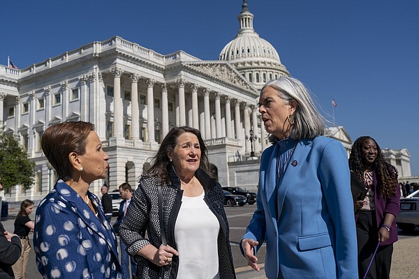 Court extends pause on abortion pill limit Court extends pause on abortion pill limit