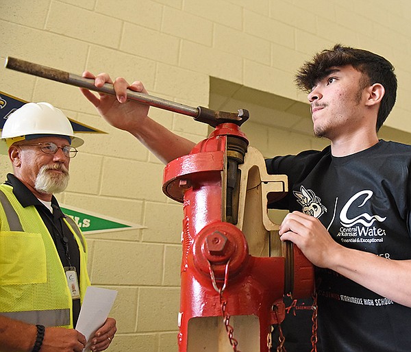 Water utility to work with Maumelle High - Vimarsana News