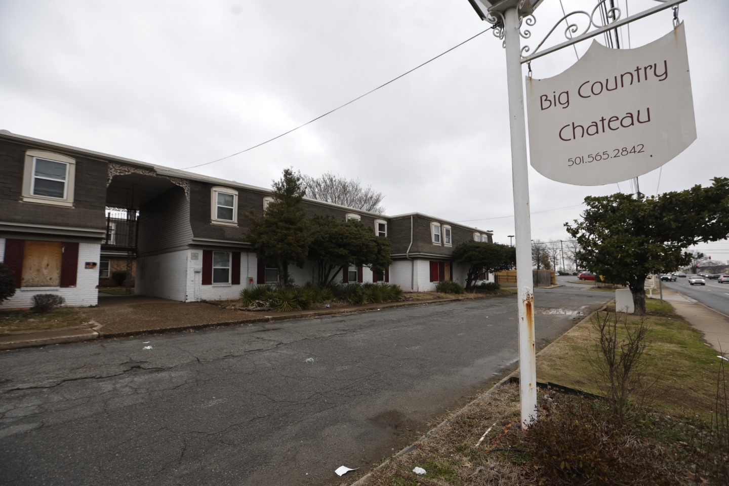 Arkansas attorney general asks judge to hold Big Country Chateau owners in criminal contempt - Vimarsana News