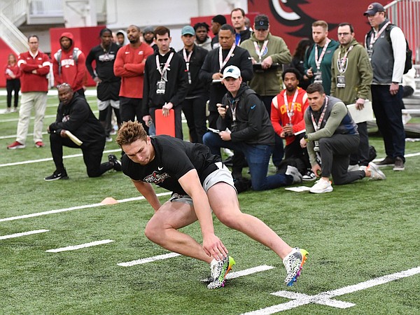 Stetson Bennett, Jadon Haselwood, Arkansas football, Arkansas Pro Day, NFL  Draft - Best of Arkansas Sports