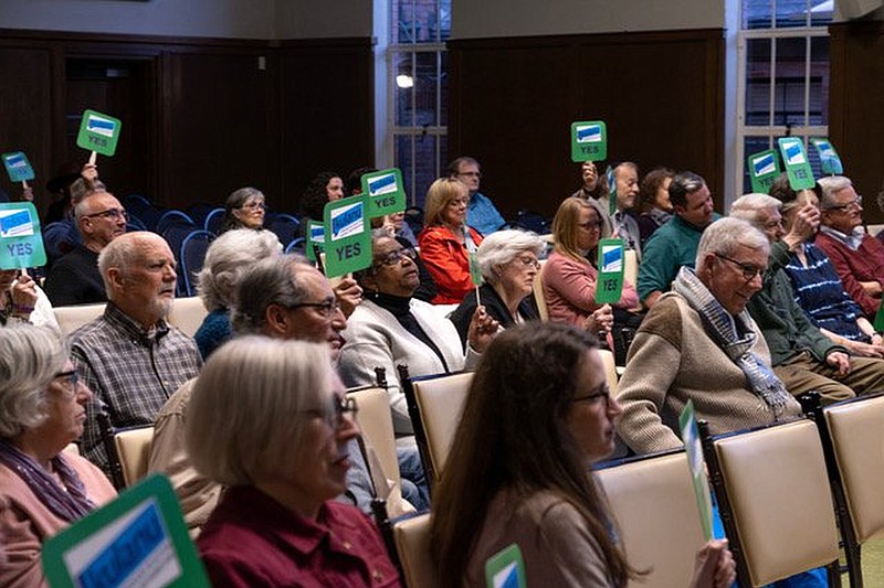 An interfaith gathering in Little Rock Sunday addressing antisemitism drew about 65 participants to Trinity Episcopal Cathedral. During part of the meeting, audience members discussed whether particular scenarios were antisemitic, holding up funeral-fan-type placards to vote “yes” or “no.”
(Courtesy Lou Tobian)