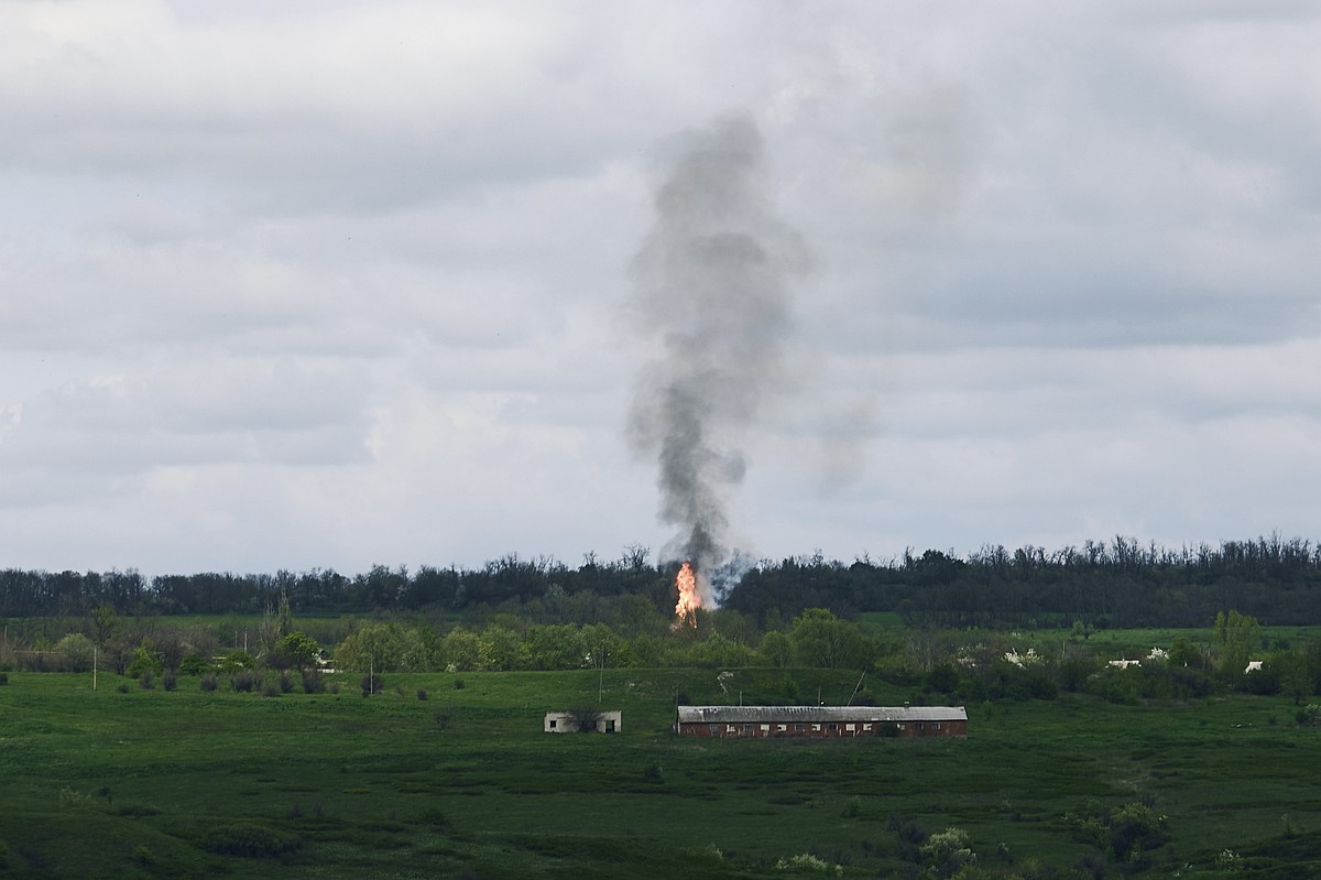 Russia missile attack on Ukraine injures 34, damages homes ...