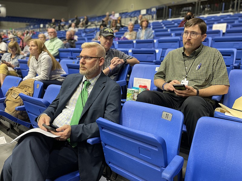 In Hot Springs, members of the Arkansas Annual Conference of the United Methodist Church listened in June as ecclesiastical business was debated. A special session of annual conference, May 13 in Hot Springs, will determine whether dozens of congregations are allowed to disaffiliate from the nation’s second-largest Protestant denomination.
(Arkansas Democrat-Gazette/Frank E. Lockwood)