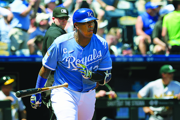 Perez homers to lead Royals past Athletics Perez homers to lead Royals past Athletics