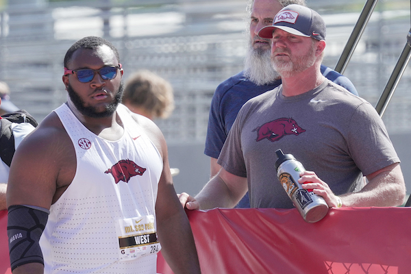 Volunteer coach gets chance to win big at Arkansas