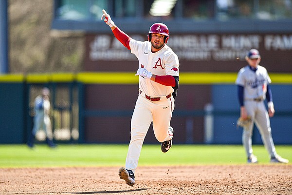 Hogs, Gamecocks in similar straits - Vimarsana News