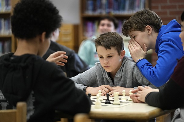 Real-life 'The Queen's Gambit': Custodian leads school chess teams in Maine