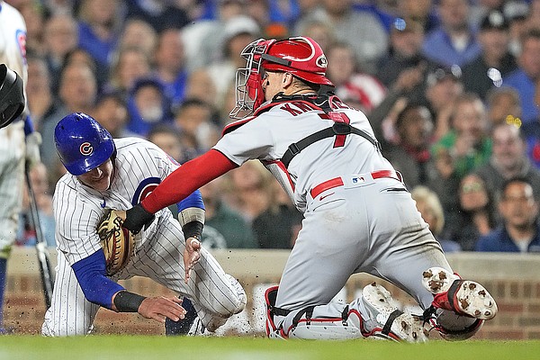 Contreras leads Cardinals past Cubs 3-1 in return to Wrigley