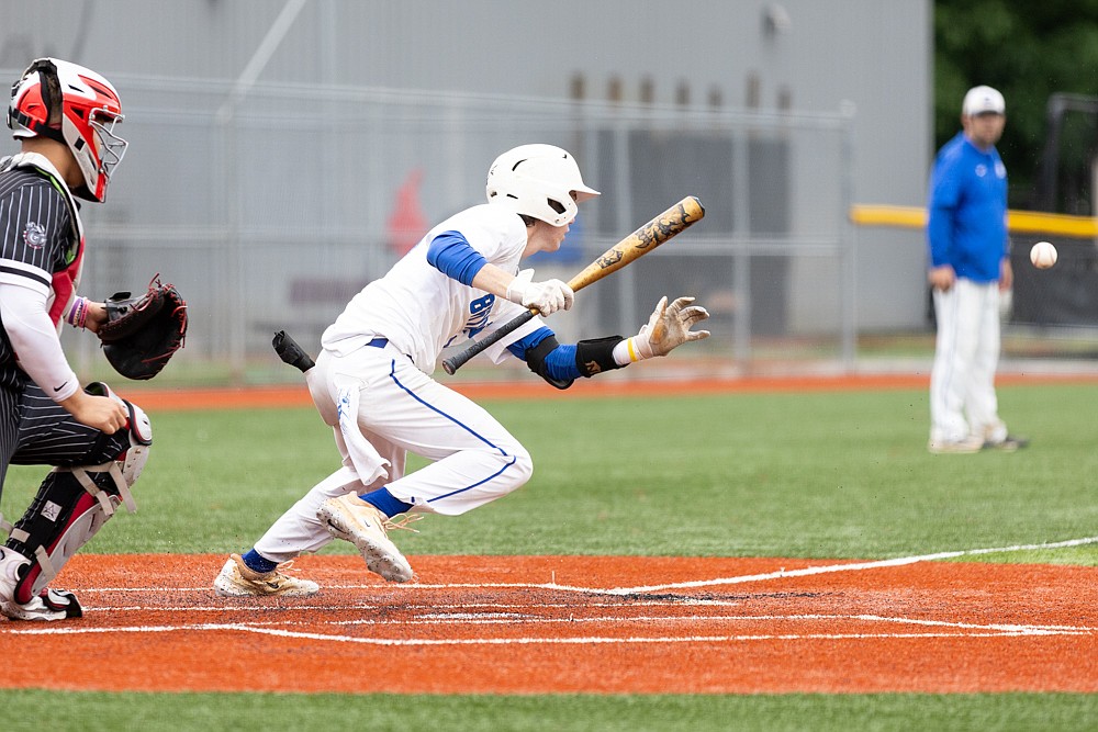 High school baseball: Arvidson pitches a gem for Dripping Springs