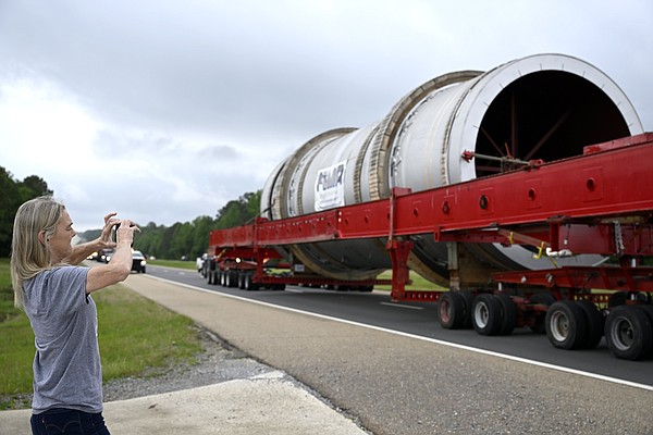 Oversized kiln convoy makes Union County towns the center of the universe - Vimarsana News