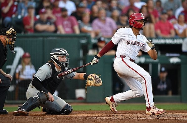 WholeHogSports - Razorback Baseball Notebook: Smith in, Sanders out of  weekend rotation