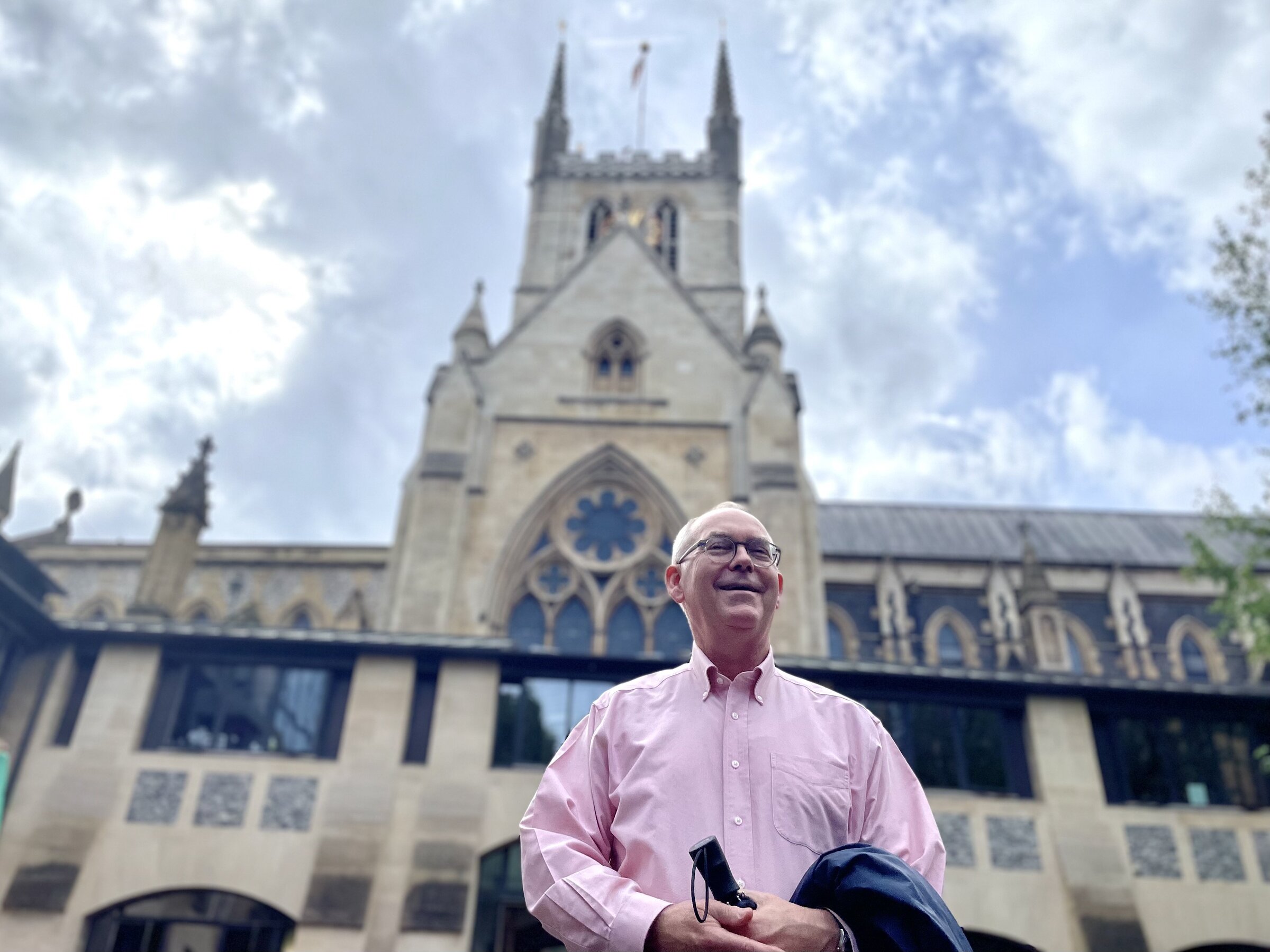 Arkansan finds new home as assistant priest in London - Vimarsana News
