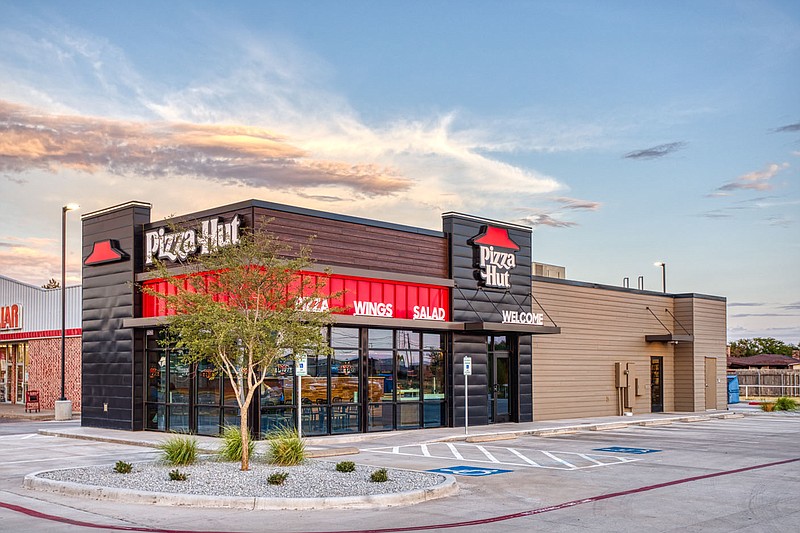 A new Pizza Hut opened its doors officially at 1001 S.W. Regional Airport Blvd. in Bentonville on May 3.
(Courtesy Photos)