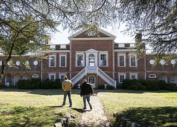 Chesapeake mansion, an architectural 'milestone,' wants the nation to see it - Vimarsana News