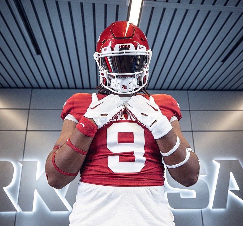 ’24 DL Alex Foster during his Arkansas visit on May 23.