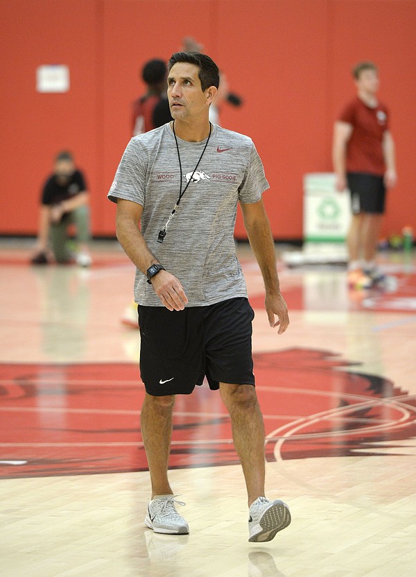 UA assistant gets head coaching job - Vimarsana News