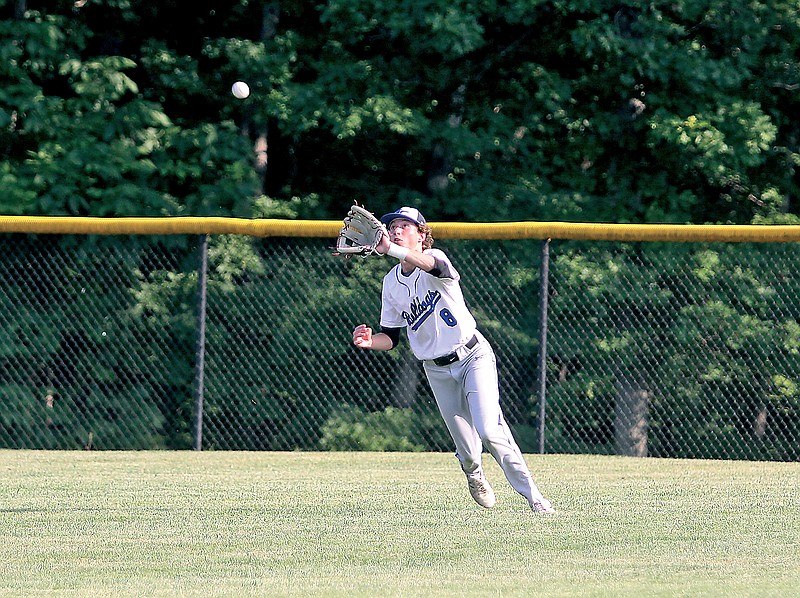 BASEBALL: So far, so good for Alton in Elsberry Tourney