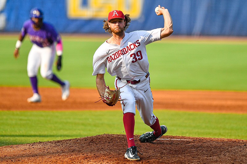 Arkansas reliever Hunter Hollan struck out 8 and allowed 2 runs in 5 1/3 innings to help the Razorbacks defeat LSU 5-4 on Thursday during the SEC Tournament at the Hoover Metropolitan Stadium in Hoover, Ala. Arkansas advances to a semifinal at noon Saturday.
(NWA Democrat-Gazette/Hank Layton)